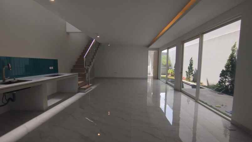 dijual rumah dago bandung utara