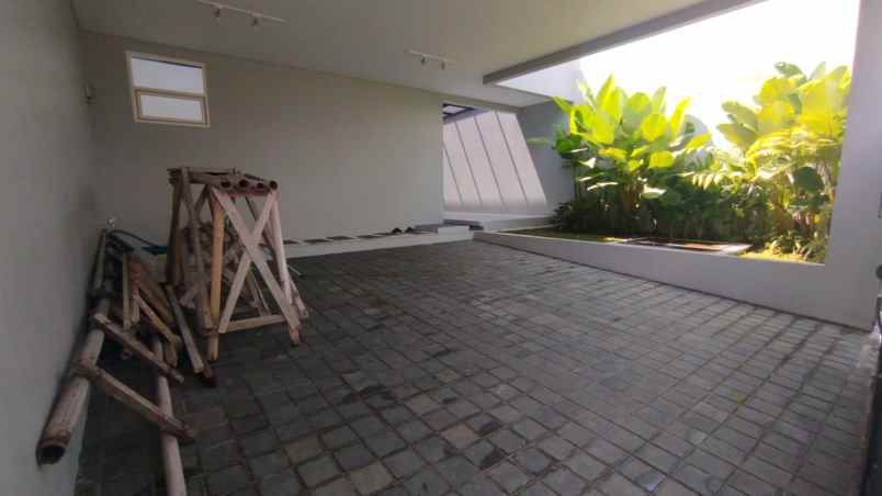 dijual rumah dago bandung utara