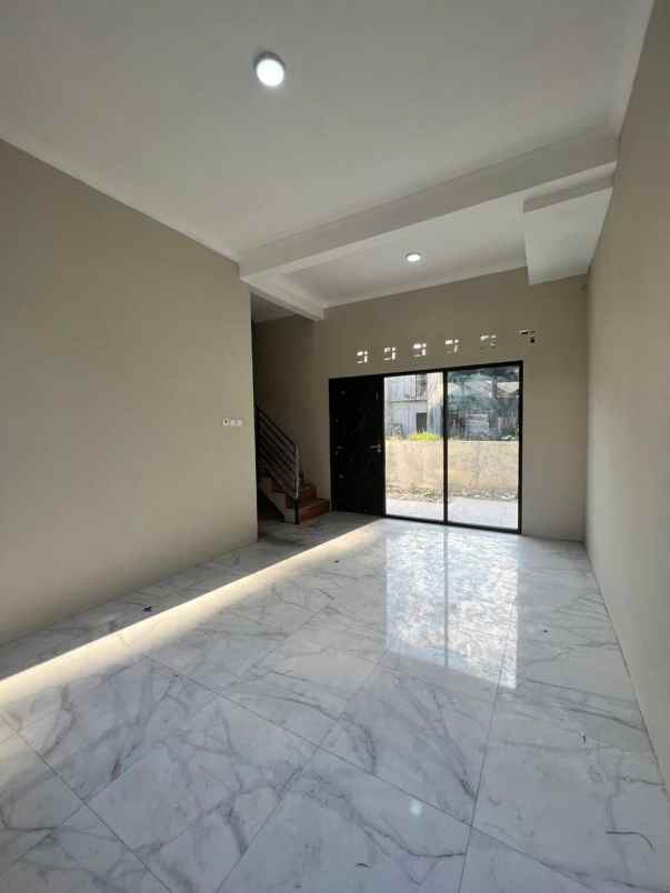 dijual rumah danurejo kec mertoyudan