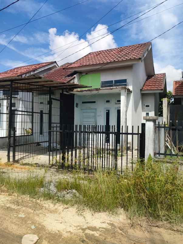 dijual rumah dekat kampus unri panam pekanbaru