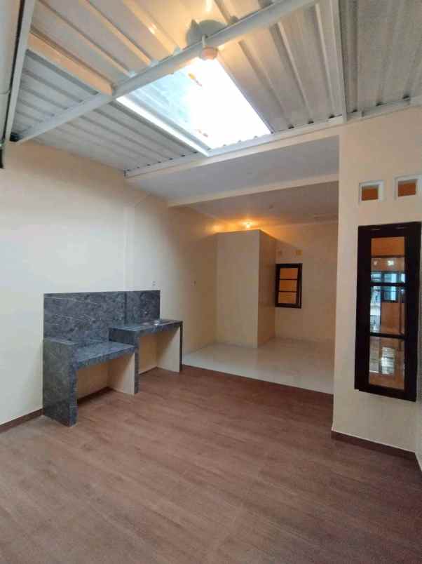 dijual rumah dekat pasar kotagede