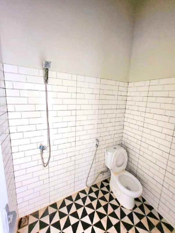 dijual rumah dekat stasiun bojonggede