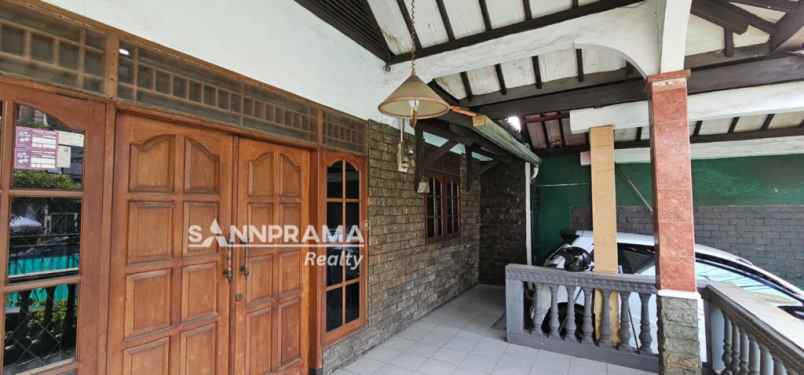 dijual rumah depok