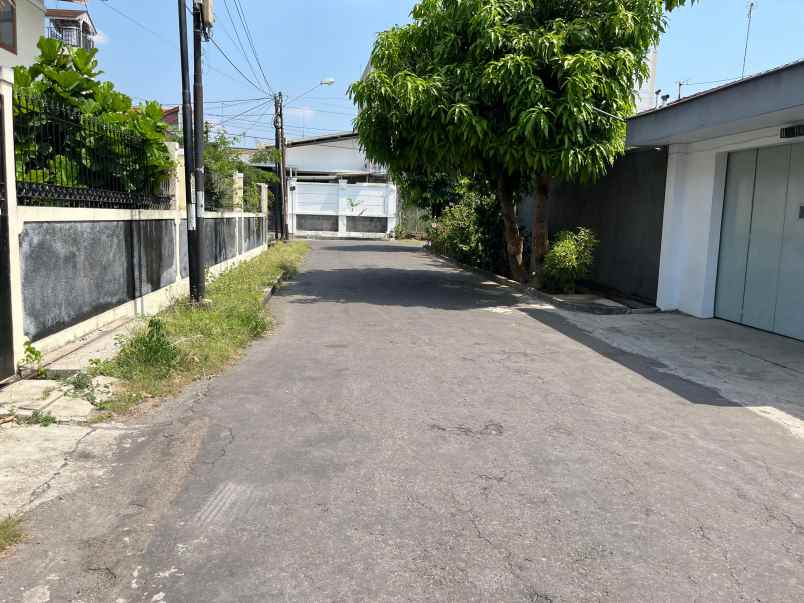 dijual rumah di fajar indah solo