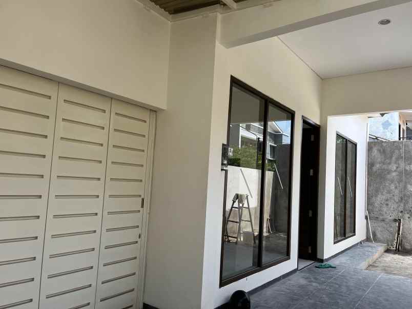 dijual rumah di fajar indah solo