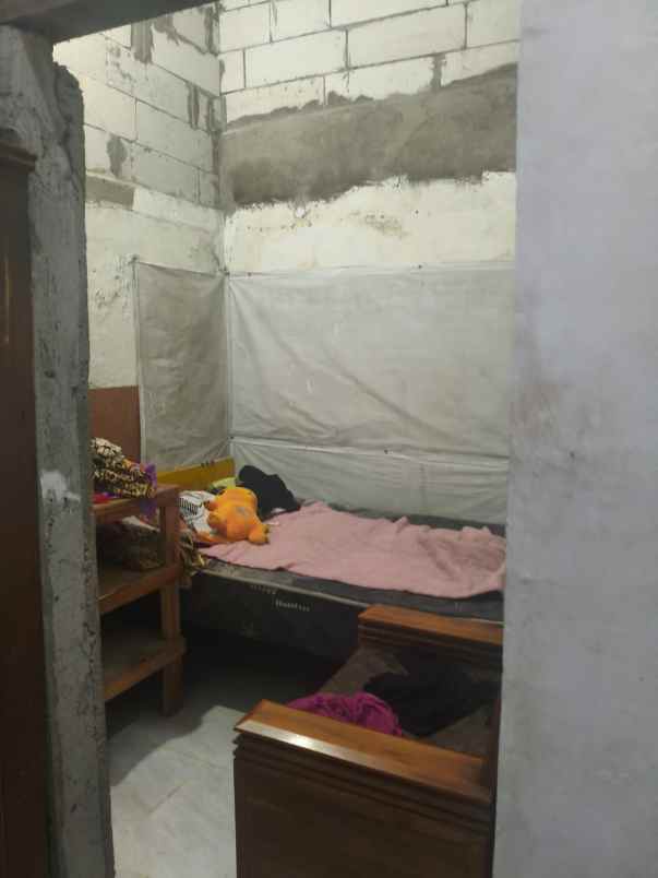 dijual rumah di jl kampung gedangan sidoarjo