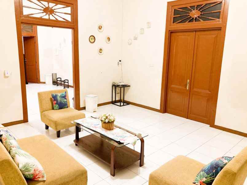 dijual rumah di jl tentara pelajar semarang