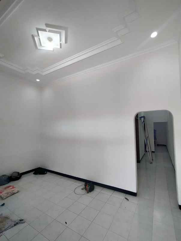 dijual rumah di lamper tengah semarang