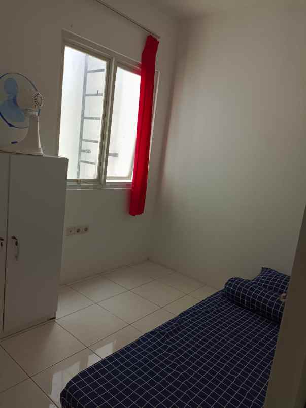 dijual rumah di sektor 1 bintaro jakarta selatan