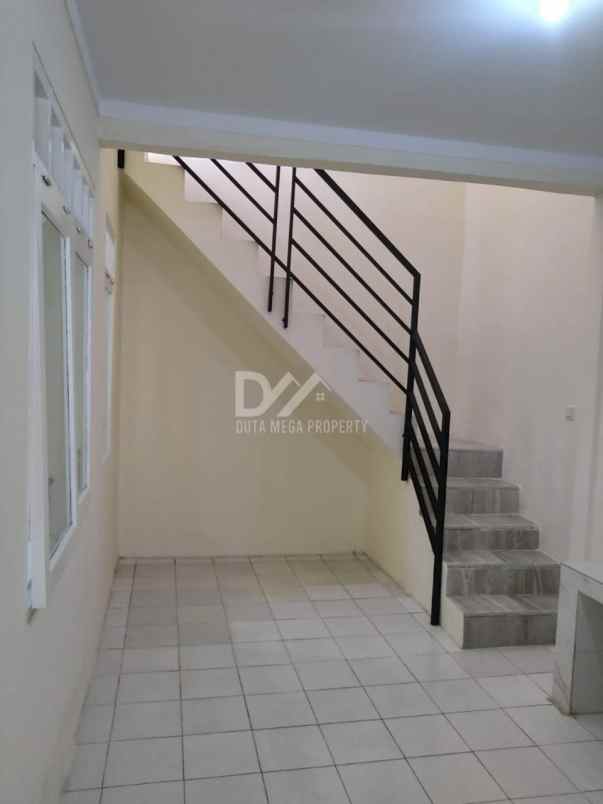 dijual rumah di villa melati mas bsd