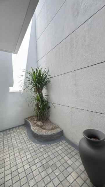 dijual rumah dian istana