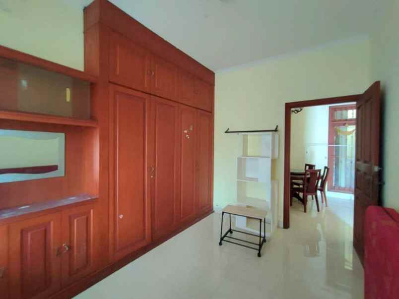 dijual rumah dijual rumah 2 lantai