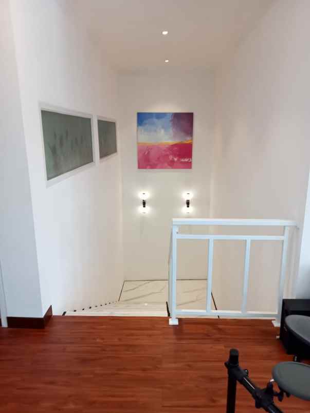 dijual rumah eksklusif di renon denpasar bali