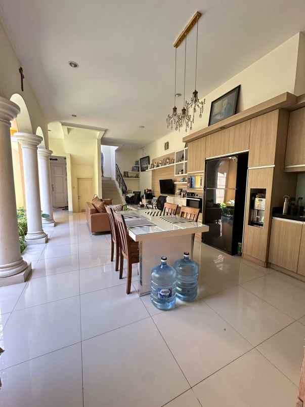 dijual rumah gading serpong tangerang