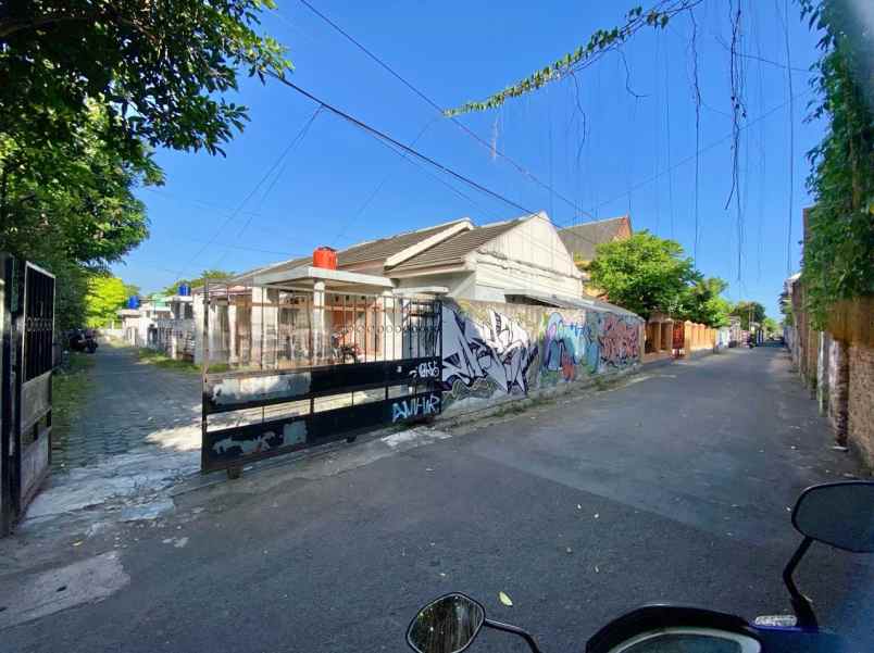 dijual rumah gembira loka