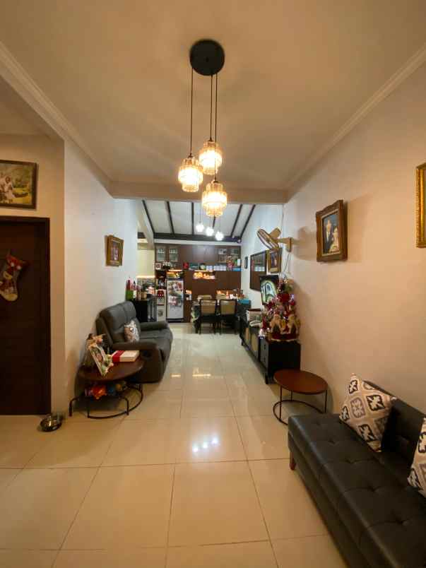 dijual rumah graha tajur asri