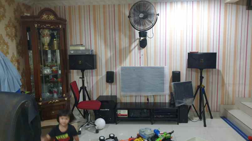 dijual rumah grand wisata pinggir jalan raya