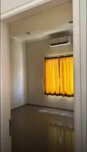 dijual rumah green residence pondok