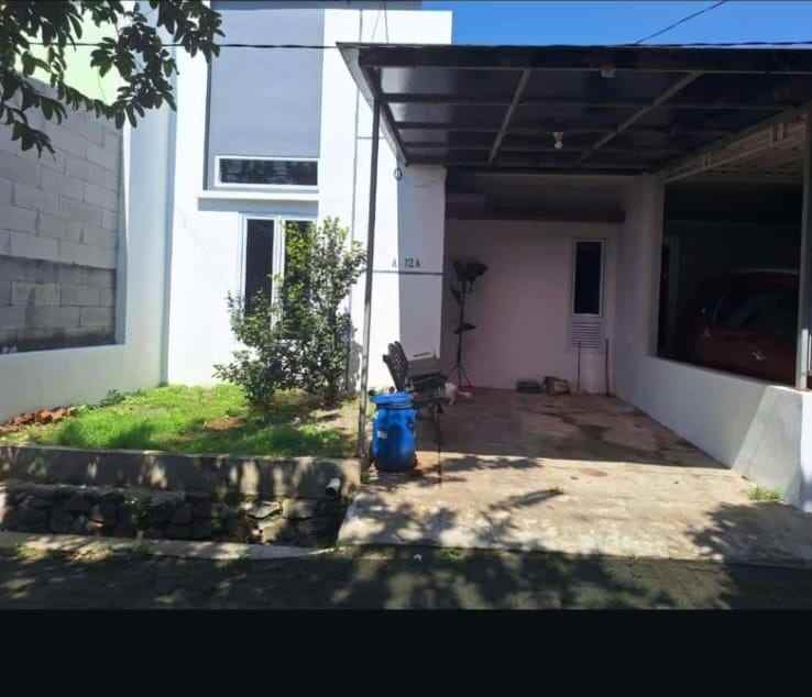 dijual rumah griya asri cilodong