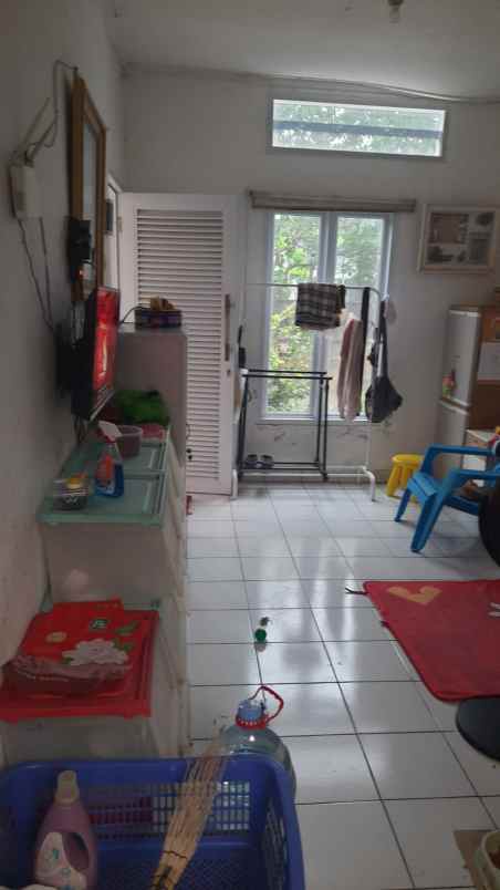 dijual rumah griya asri cilodong