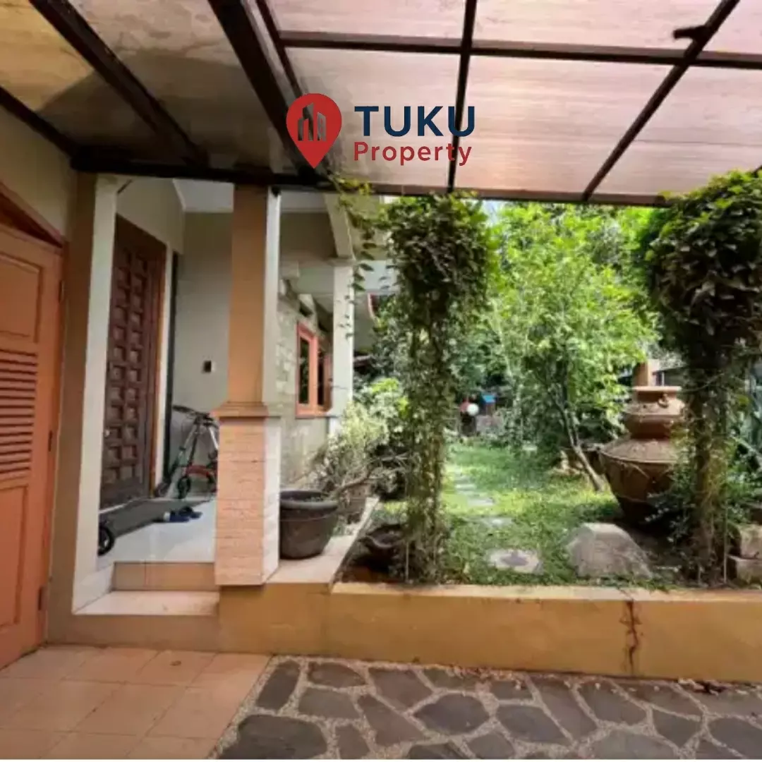 dijual rumah hook griya loka bsd