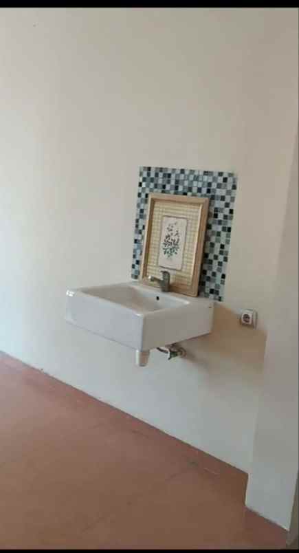 dijual rumah ivory residence