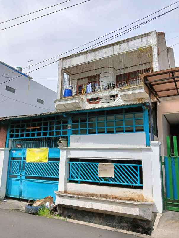 dijual rumah jalan anggrek