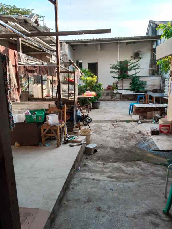 dijual rumah jalan maccini raya