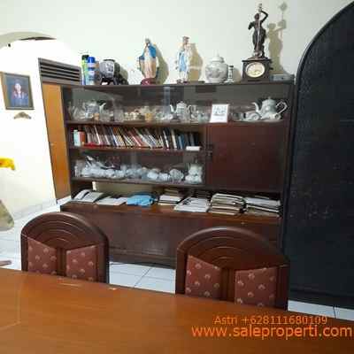 dijual rumah jalan mampang prapatan iv