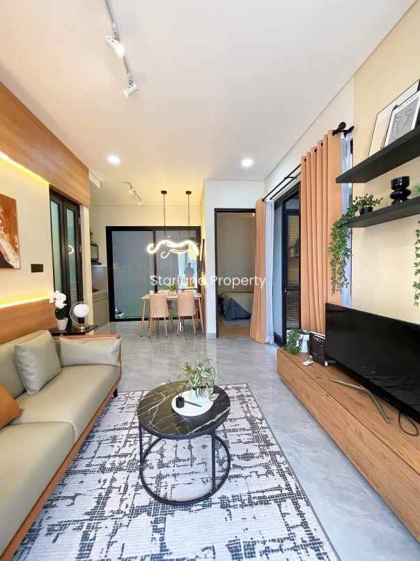 dijual rumah jalan raya ciputat tiptop