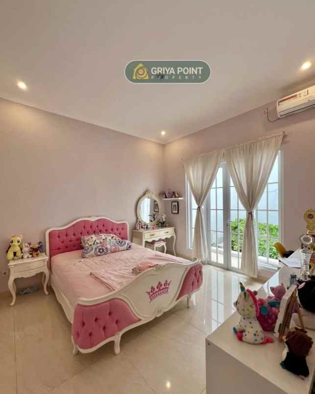 dijual rumah jalan raya lebak bulus