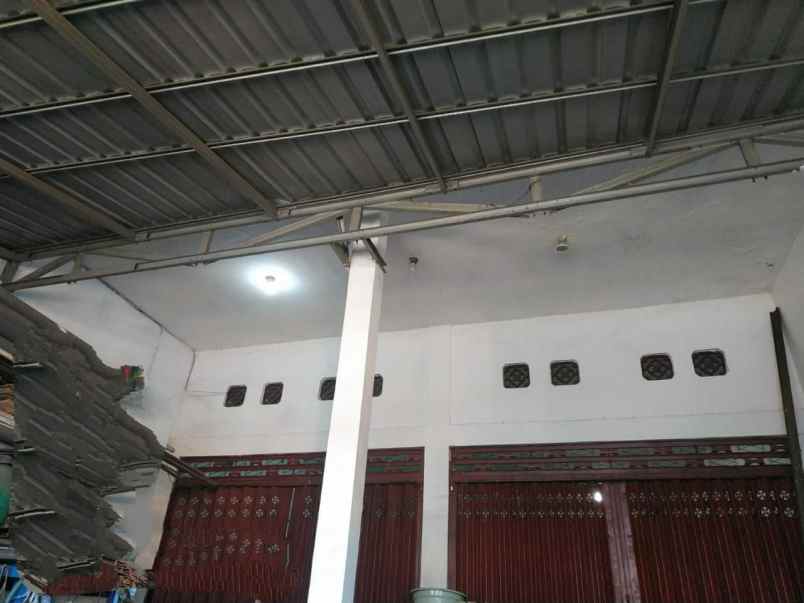 dijual rumah jalan raya sidotopo