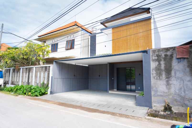 dijual rumah jalan tukad badung