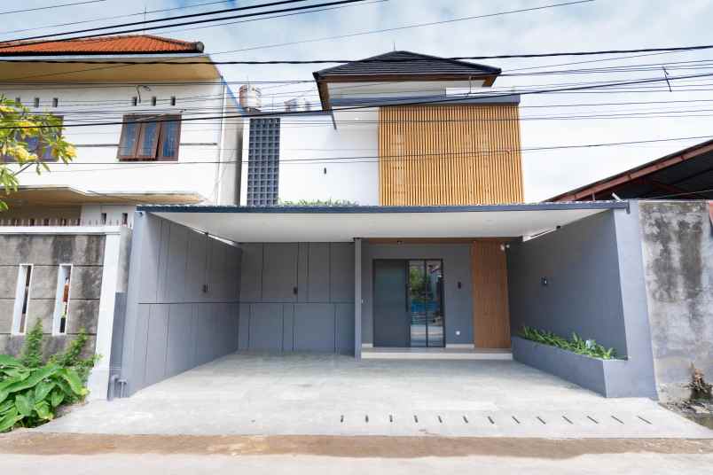 dijual rumah jalan tukad badung