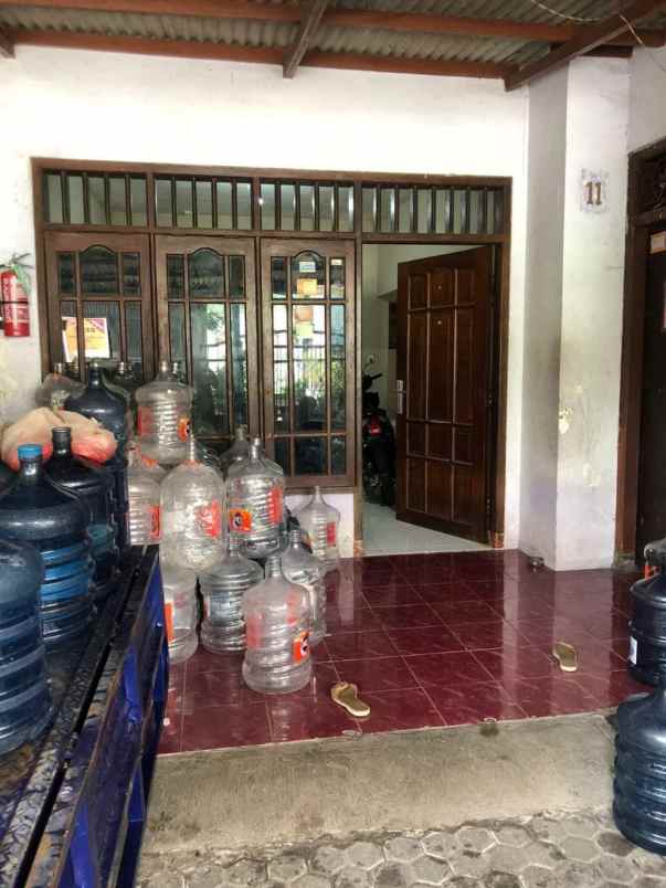 dijual rumah jambangan surabaya