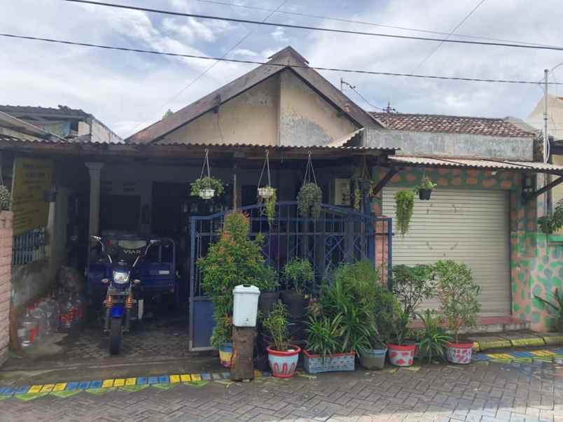 dijual rumah jambangan surabaya