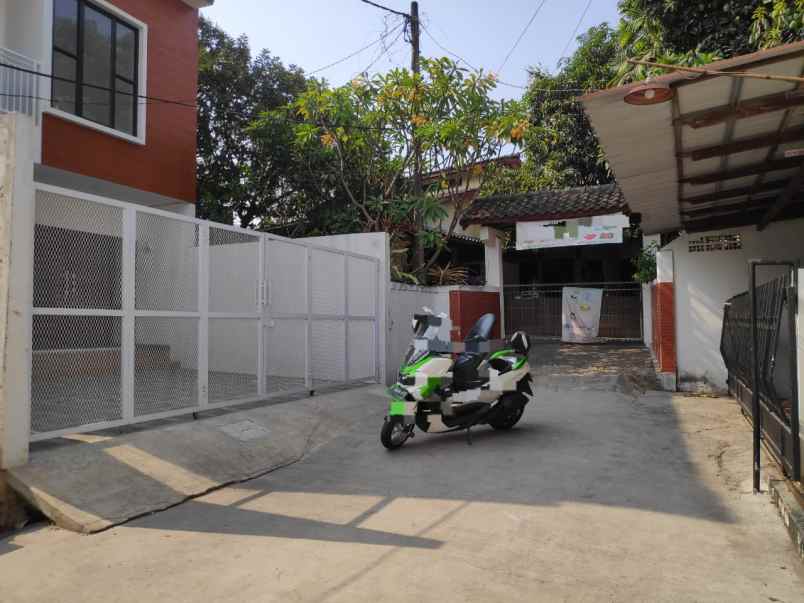 dijual rumah jatibening satu