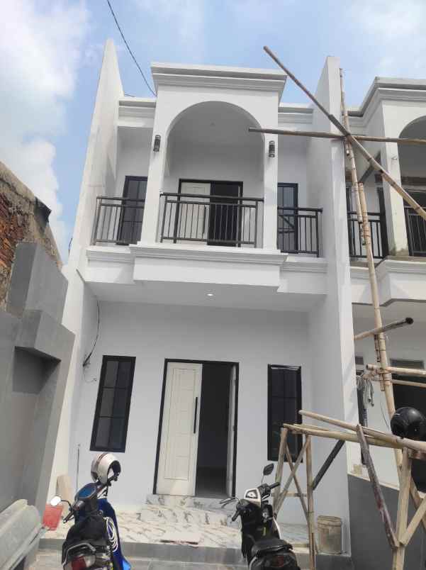 dijual rumah jaticempaka pondokgede bekasi