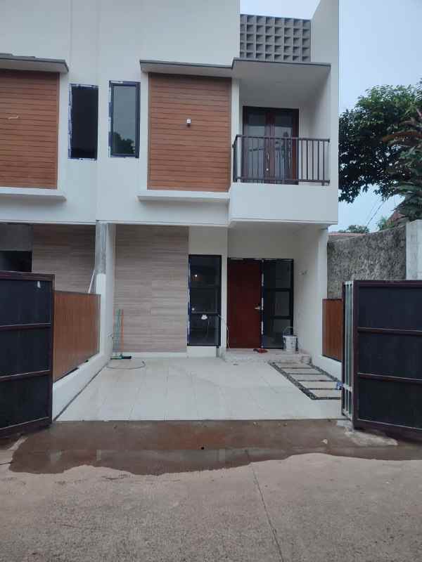 dijual rumah jatiwarna bekasi
