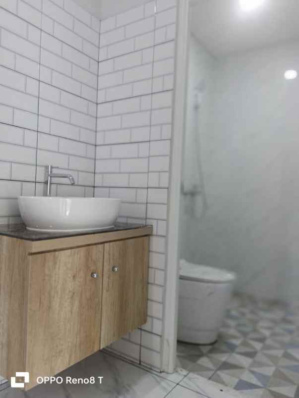 dijual rumah jatiwarna bekasi