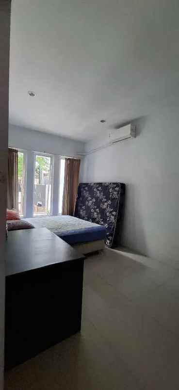 dijual rumah jl balai pustaka