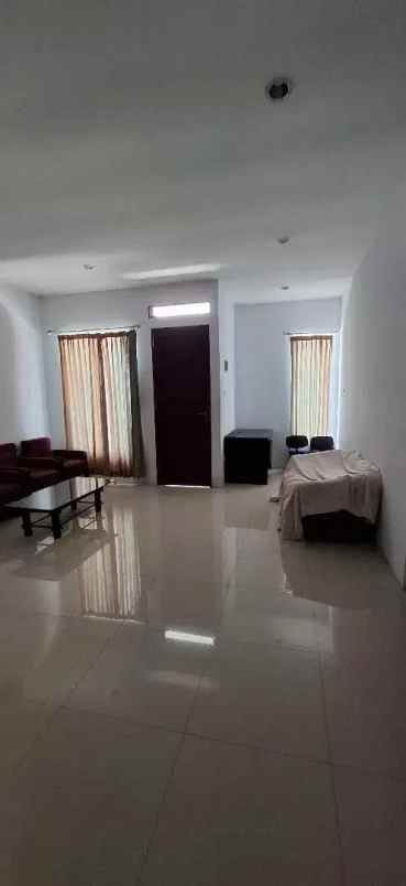 dijual rumah jl balai pustaka