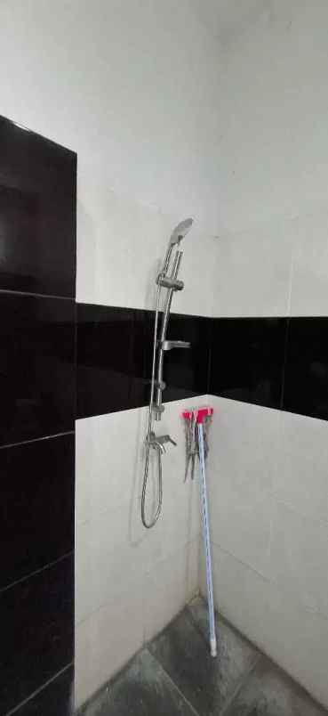 dijual rumah jl balai pustaka