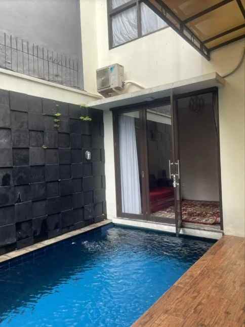 dijual rumah jl benda kemang