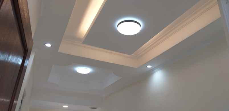 dijual rumah jl bukit cimanggu city