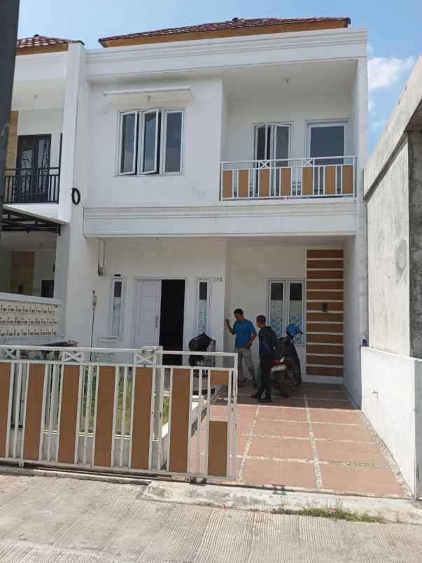 dijual rumah jl cibodas kuningan