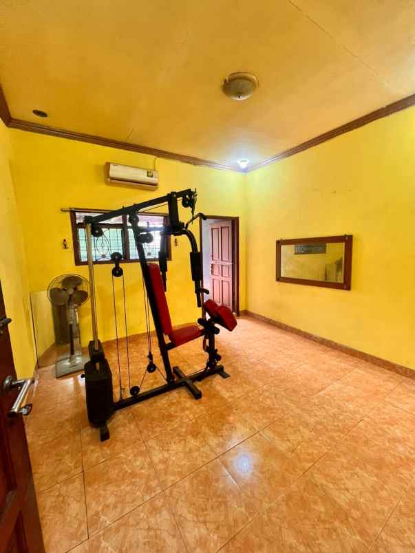 dijual rumah jl cipinang cempedak iv