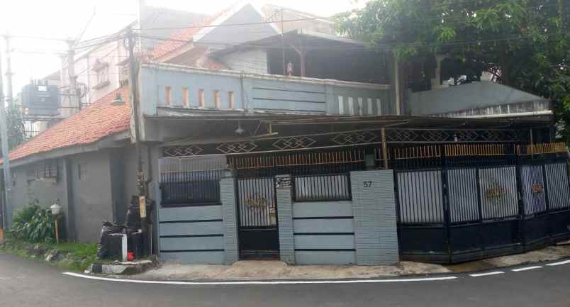 dijual rumah jl cipinang cempedak iv