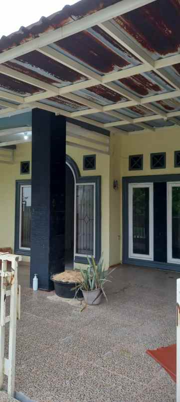 dijual rumah jl delima