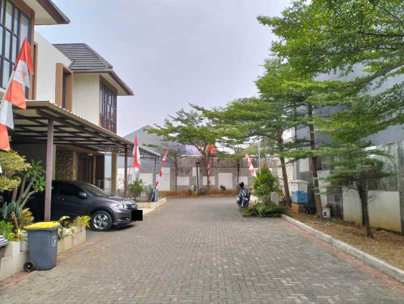 dijual rumah jl dr ratna